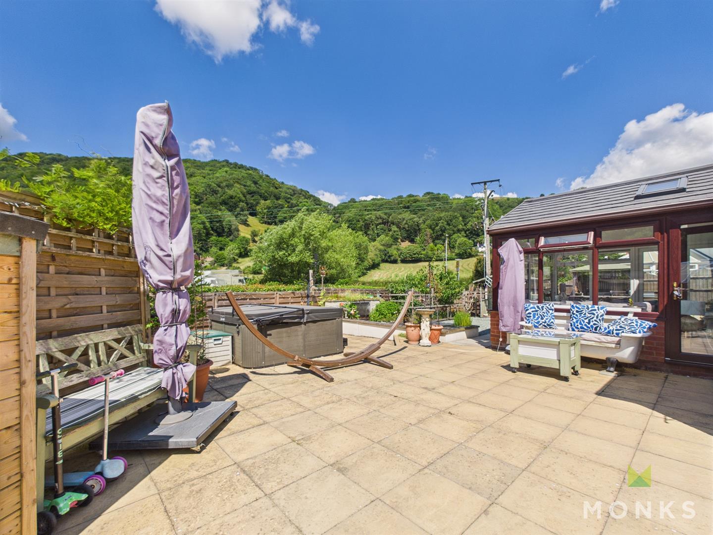 13 Golfa Close, Welshpool, SY21 8EZ For Sale